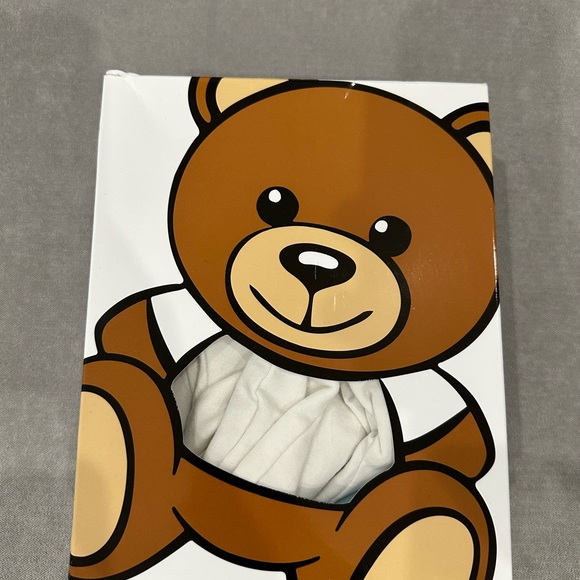 Moschino 2 piece onesie set - Picture 6 of 6